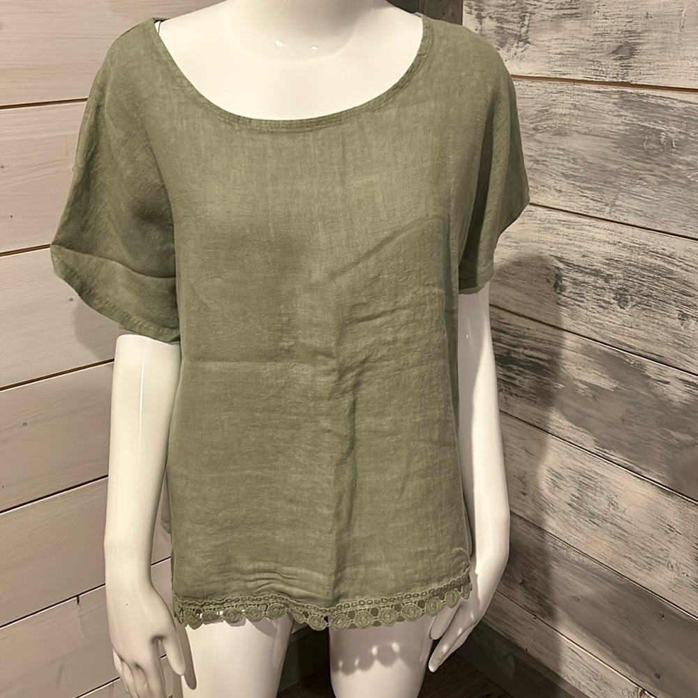 Francesca Bettini top - great condition!
